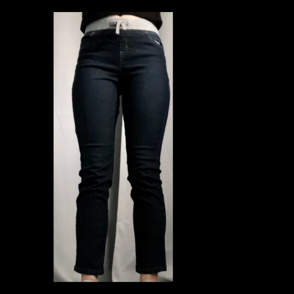 Mid rise jeans
